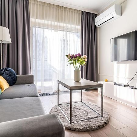 Apartamenty Mennica Residence - Golden Apartments Varsó Kültér fotó