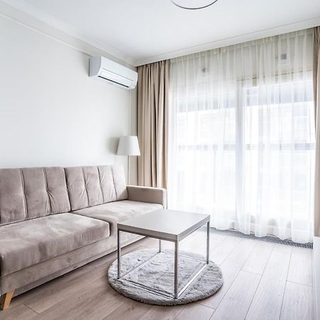 Apartamenty Mennica Residence - Golden Apartments Varsó Kültér fotó