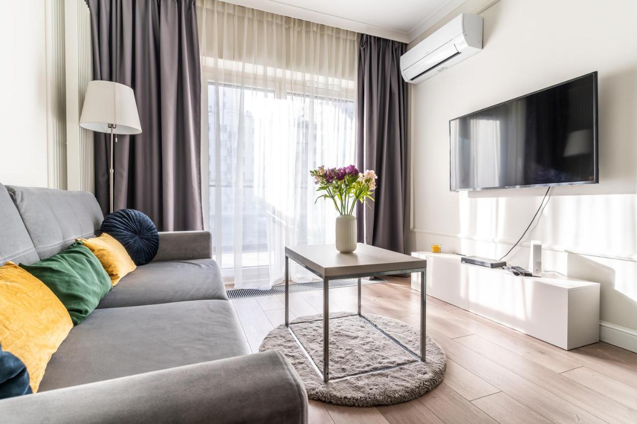 Apartamenty Mennica Residence - Golden Apartments Varsó Kültér fotó