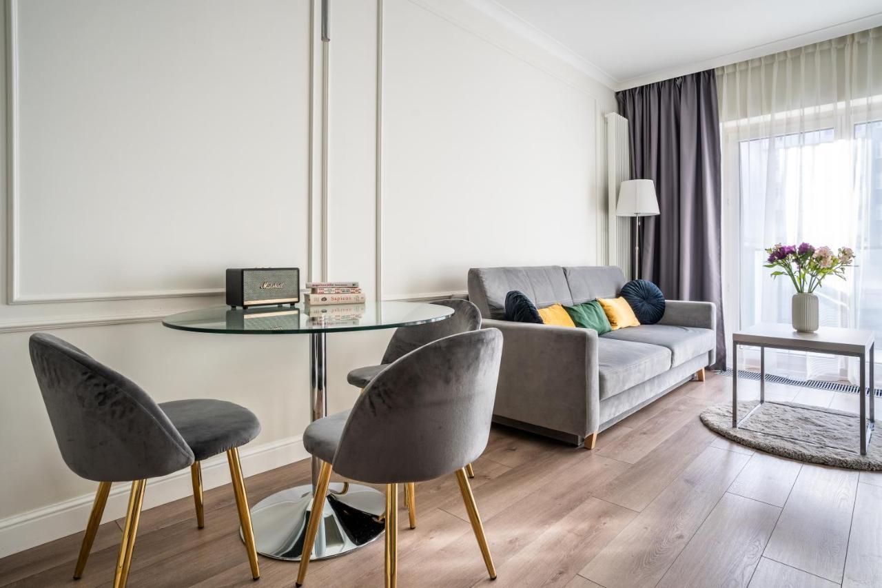 Apartamenty Mennica Residence - Golden Apartments Varsó Kültér fotó