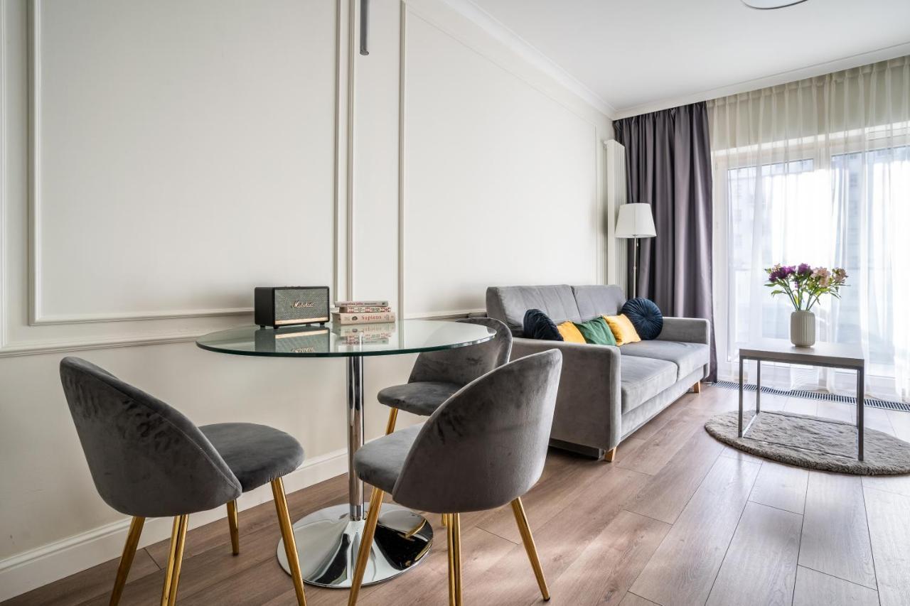 Apartamenty Mennica Residence - Golden Apartments Varsó Kültér fotó